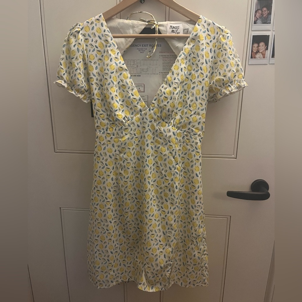 Princess Polly, size 6, sundress